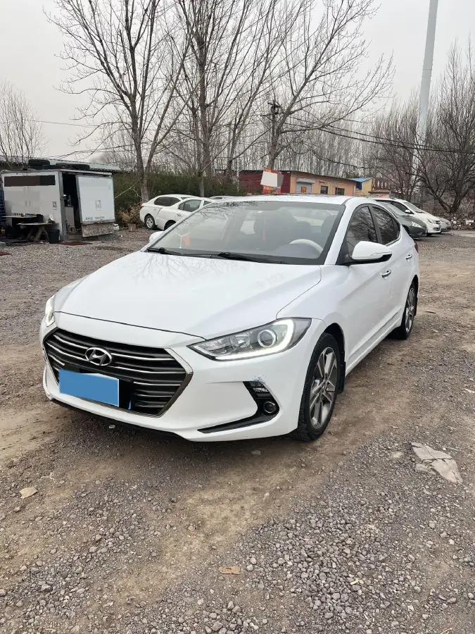 2016 Hyundai Elantra 1.6L 130HP L4 6AT