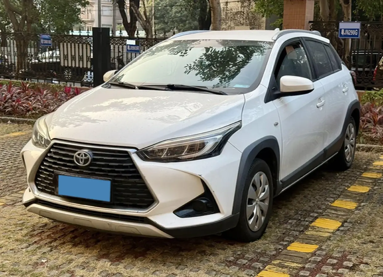 2020 Toyota Yaris L 1.5L 110HP L4 CVT