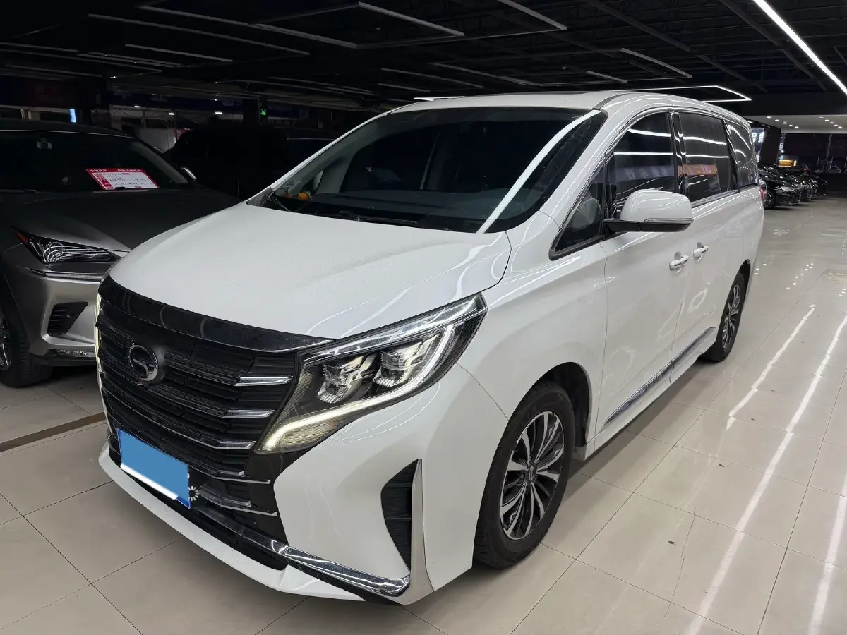 2021 GAC Trumpchi M8 2.0T 252HP L4 8AT