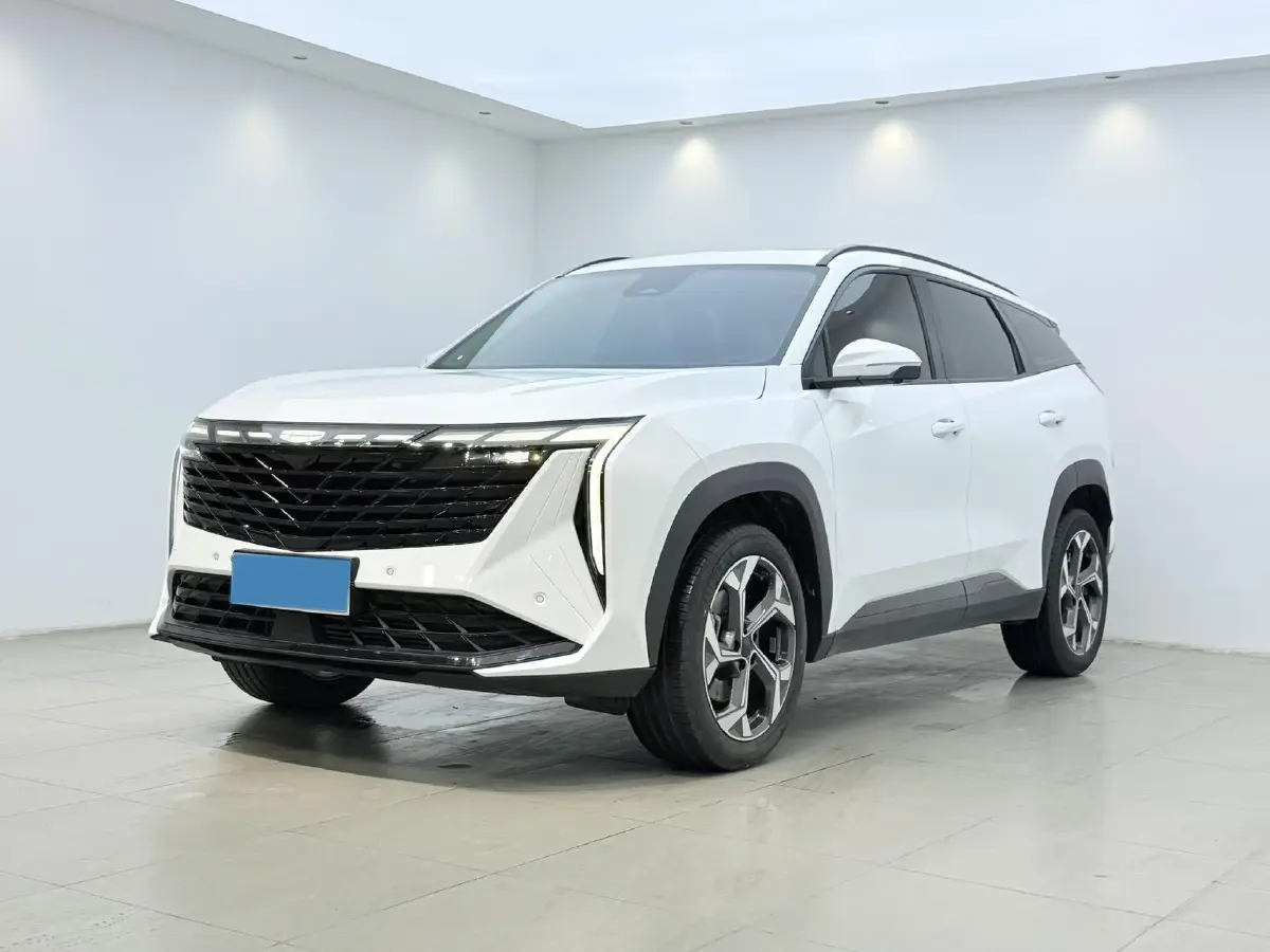 2023 Geely StarRay 1.5T 181HP L4 7DCT