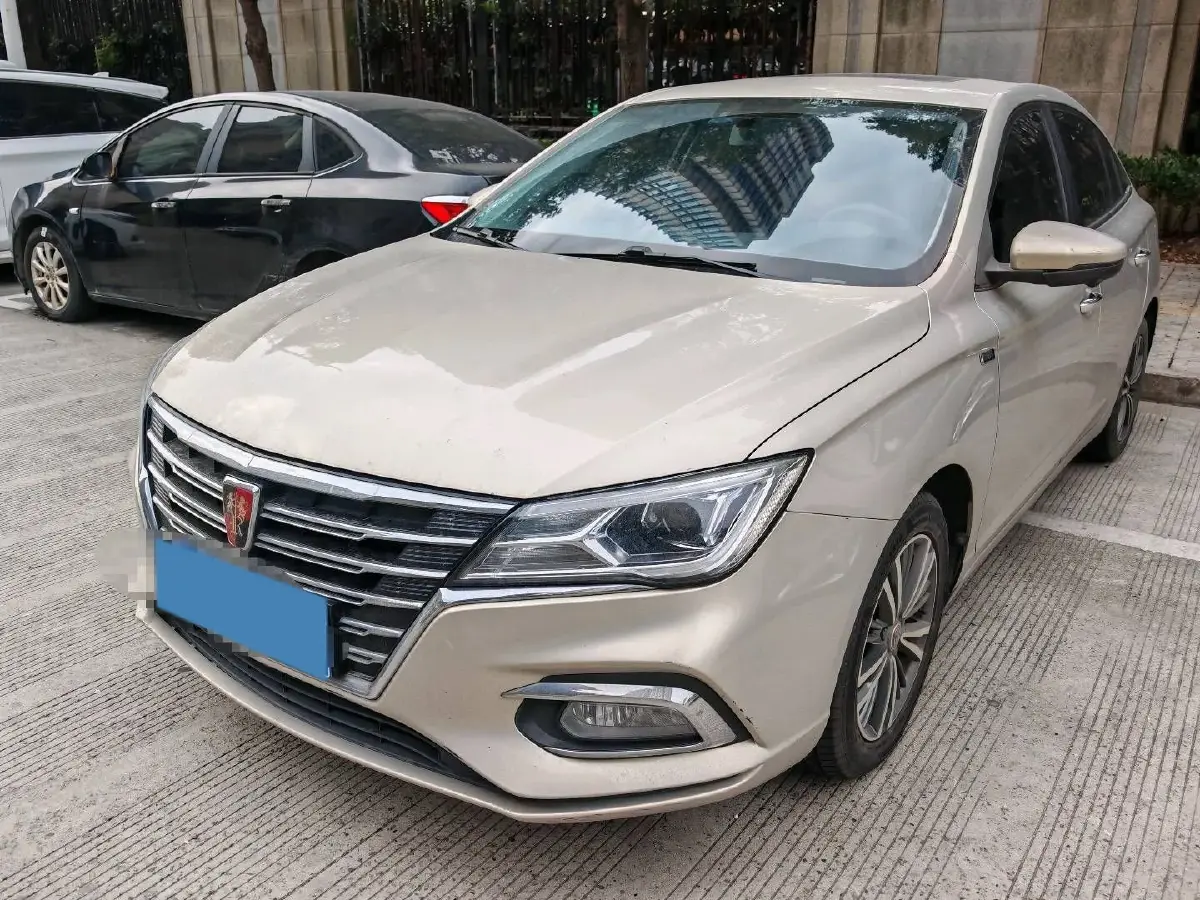2019 Roewe i5 1.5L 120HP L4 CVT