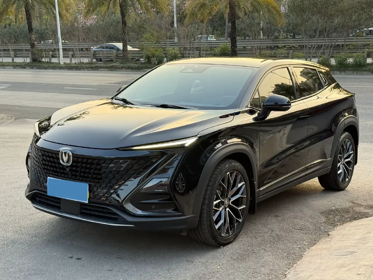 2022 ChangAn UNI-T 1.5T 188HP L4 7DCT