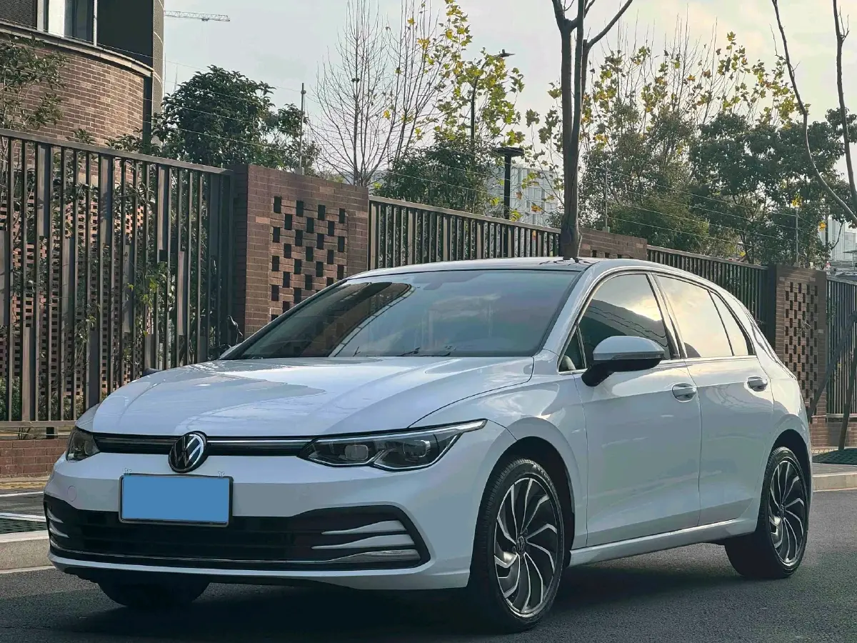 2021 Volkswagen Golf 1.4T 150HP L4 7DCT