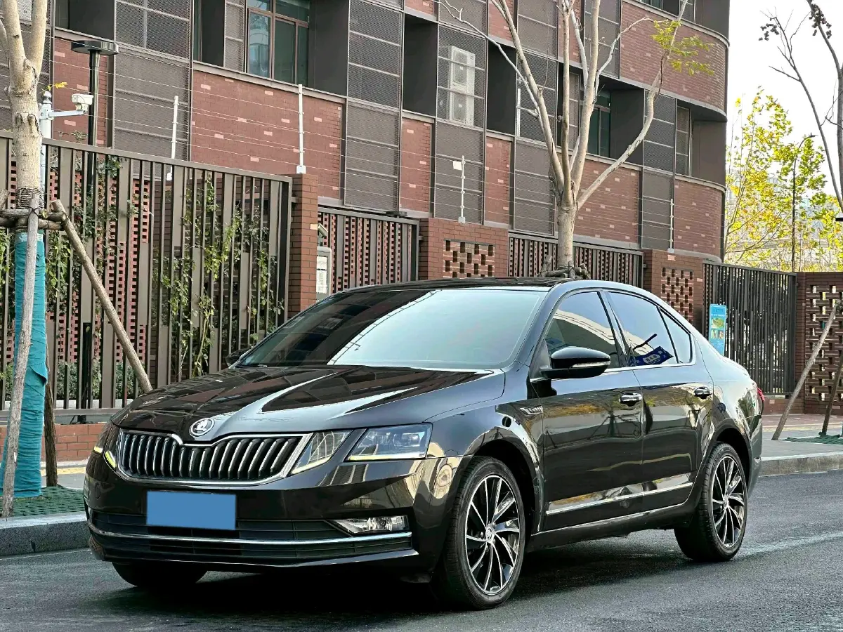 2018 Skoda Octavia 1.4T 150HP L4 7DCT