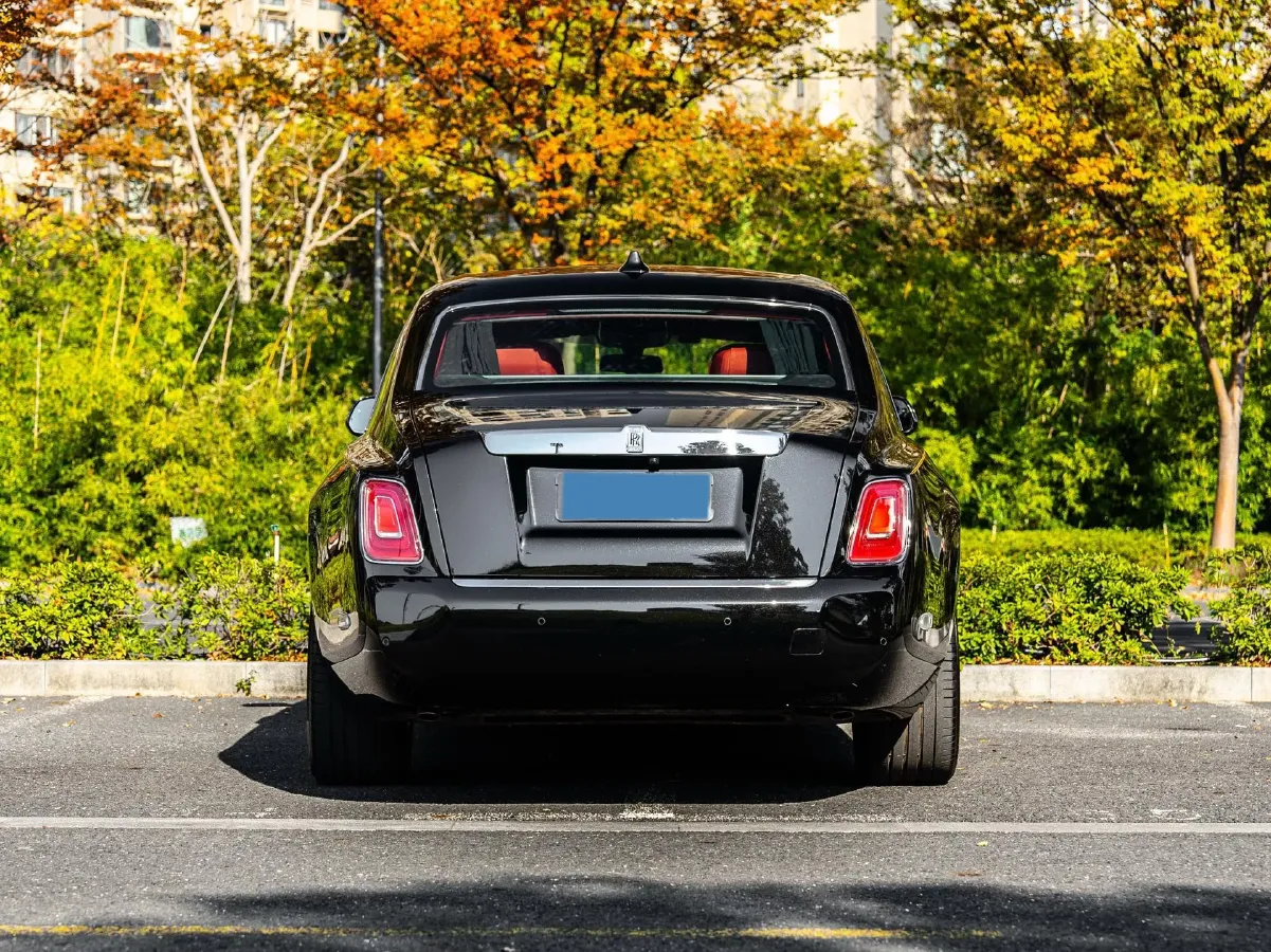 2018 Rolls-Royce Phantom 6.7T 571HP V12 8AT,autocango,china used car exporter,china ev exporter,chinese used car exporter,chinese used ev exporter