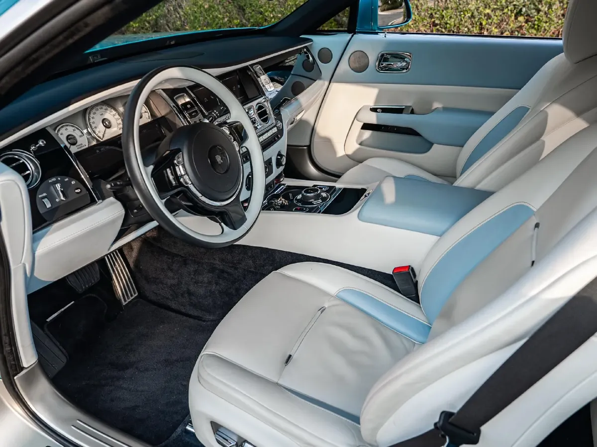 2018 Rolls-Royce Dawn 6.6T 571HP V12 8AT,autocango,china used car exporter,china ev exporter,chinese used car exporter,chinese used ev exporter