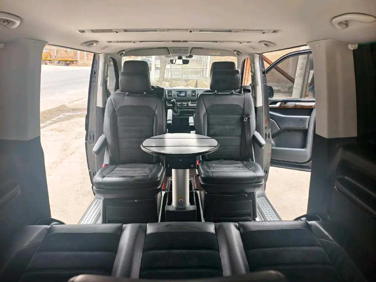 2019 Volkswagen Multivan 2.0T 204HP L4 7DCT,autocango,china used car exporter,china ev exporter,chinese used car exporter,chinese used ev exporter