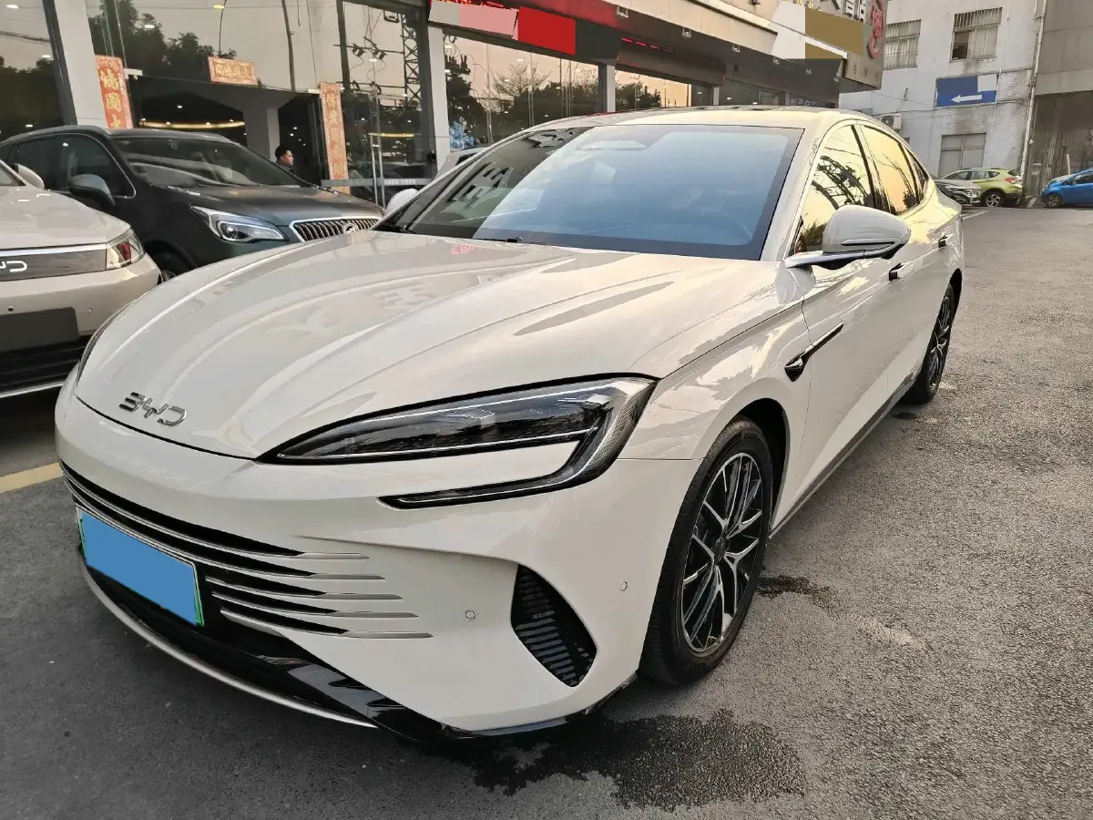 2025 BYD Seal07 DM-i 1.5L 101HP L4 E-CVT PHEV 17.6KWH