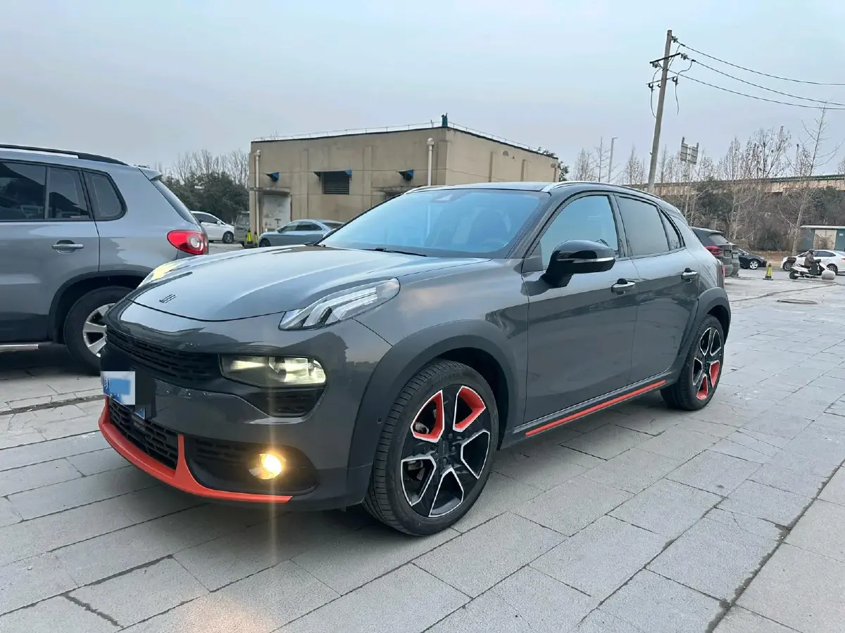 2020 LYNK&CO 02 2.0T 190HP L4 6AT