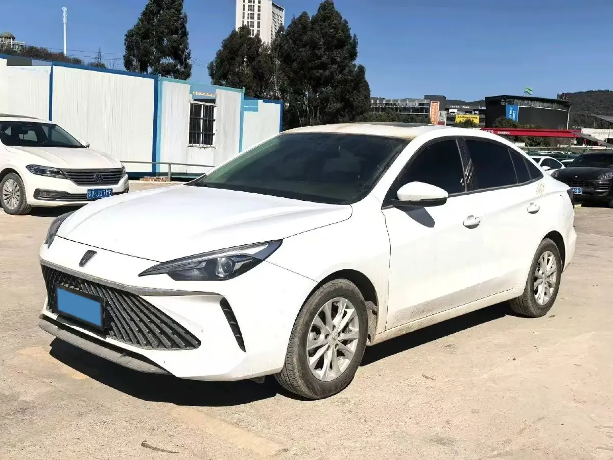 2023 Roewe i5 1.5L 129HP L4 CVT