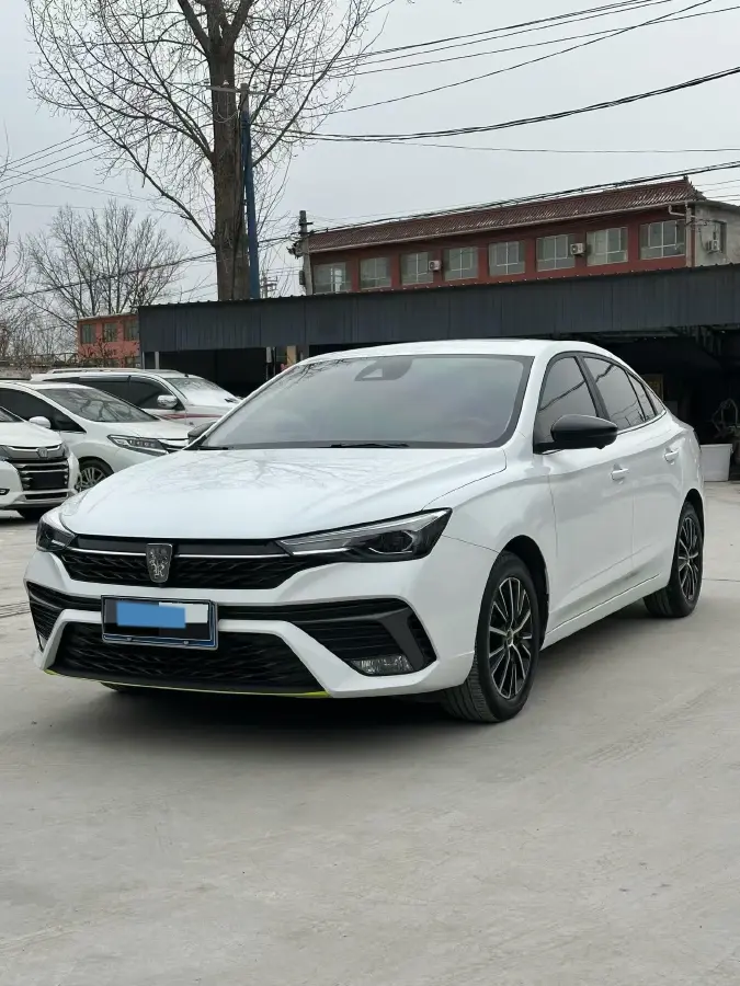 2021 Roewe i5 1.5L 120HP L4 CVT
