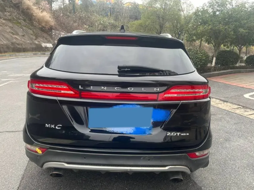 2017 Lincoln MKC 2.0T 203HP L4 6AT,autocango,china used car exporter,china ev exporter,chinese used car exporter,chinese used ev exporter