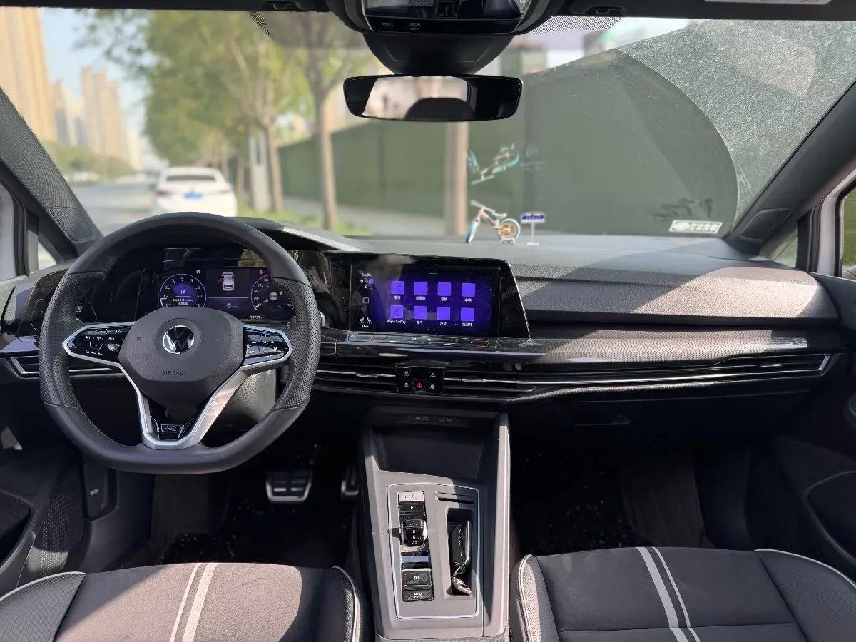 2024 Volkswagen Golf 1.4T 150HP L4 7DCT,autocango,china used car exporter,china ev exporter,chinese used car exporter,chinese used ev exporter