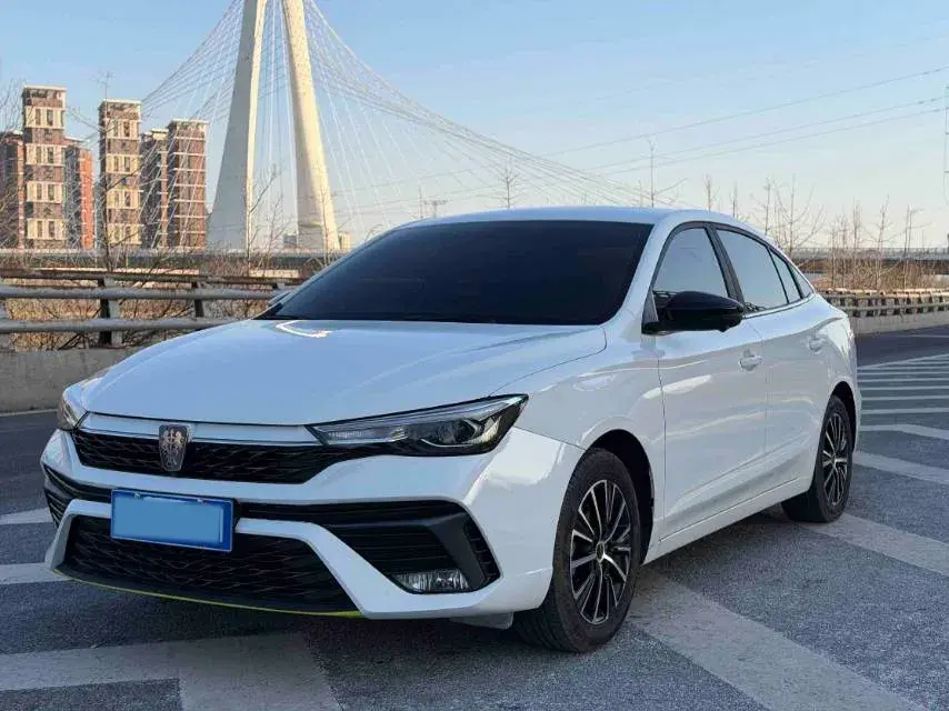 2021 Roewe i5 1.5L 120HP L4 CVT