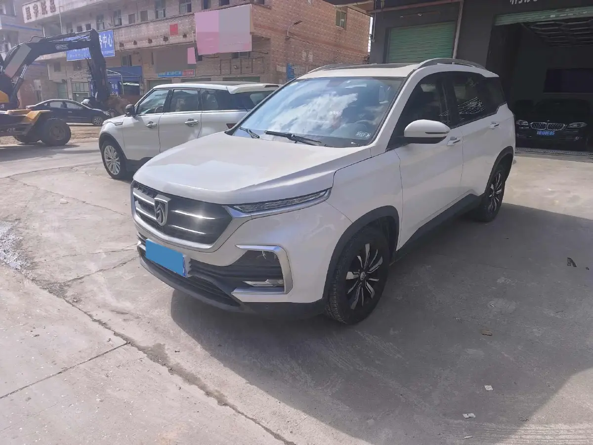 2019 BaoJun 530 1.5T 151HP L4 CVT