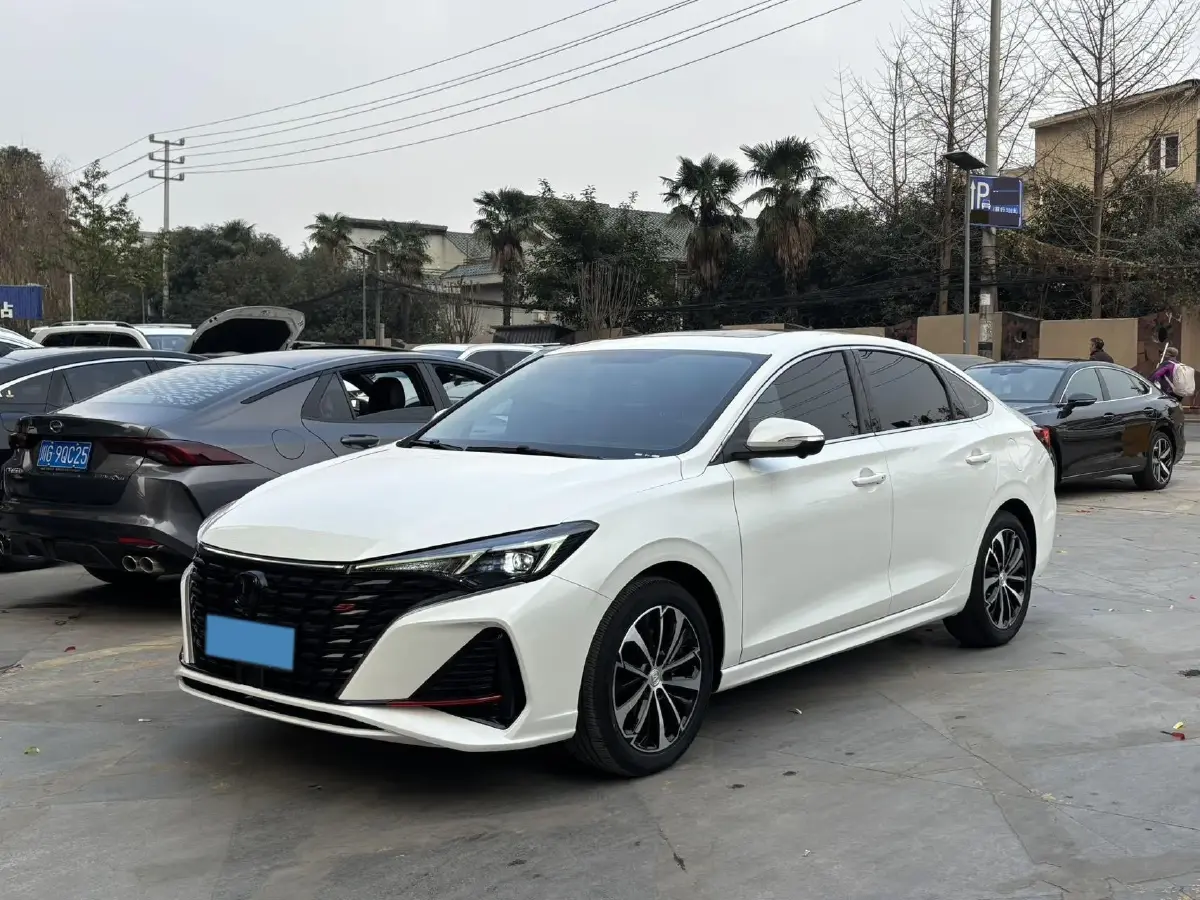 2022 ChangAn Eado 1.4T 160HP L4 7DCT