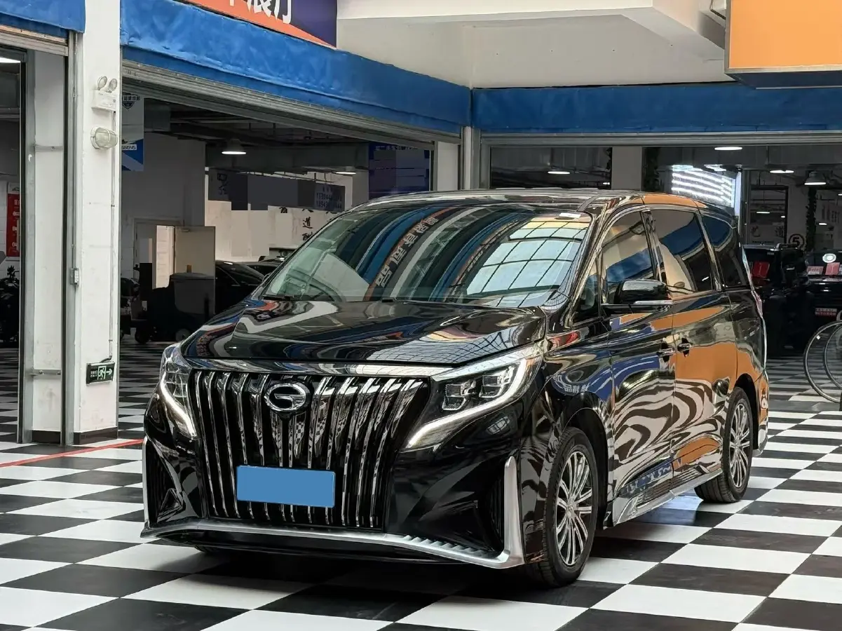 2021 GAC Trumpchi M8 2.0T 252HP L4 8AT