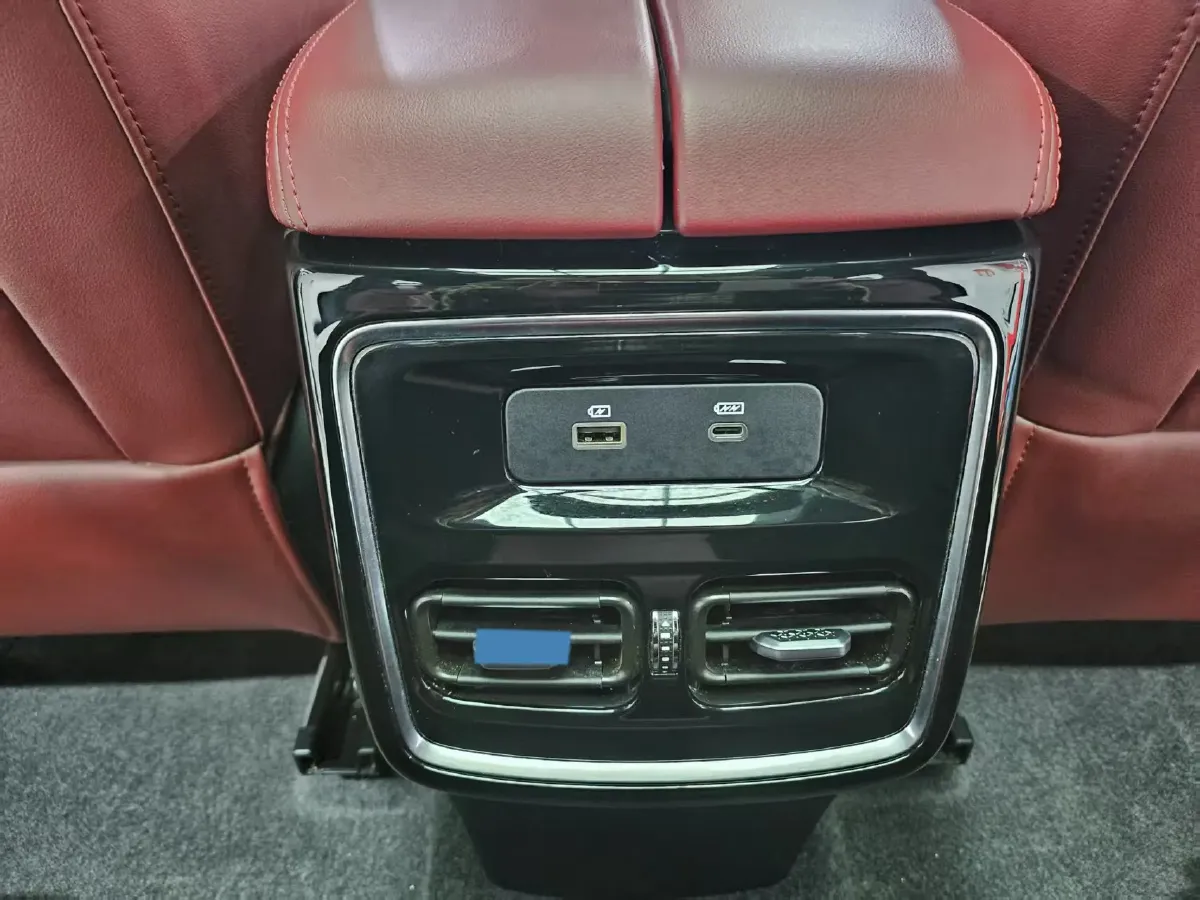 2025 Jetour X70 PLUS C-DM 1.5T 156HP L4 2DHT PHEV,autocango,china used car exporter,china ev exporter,chinese used car exporter,chinese used ev exporter