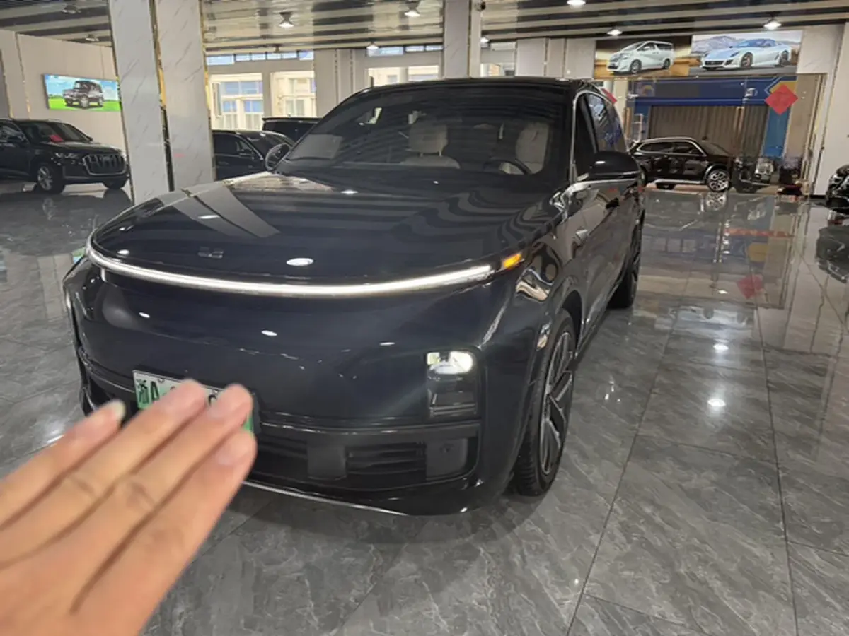 2023 Li L9 Range Extended 154HP REEV 42.6KWH