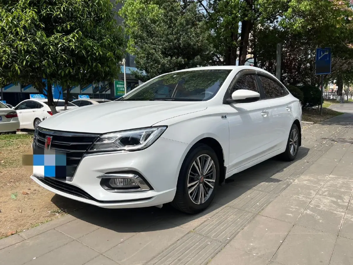 2019 Roewe i5 1.5L 120HP L4 CVT