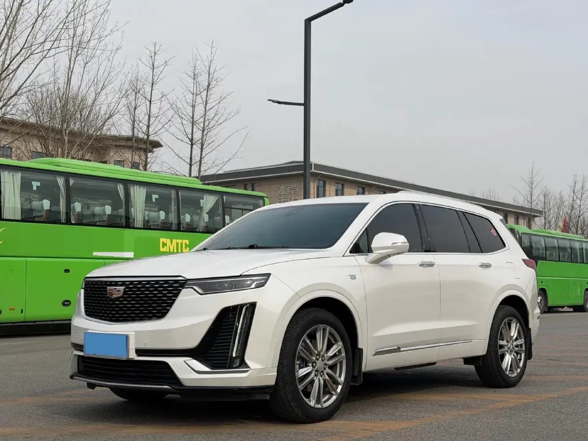 2022 Cadillac XT6 2.0T 237HP L4 9AT