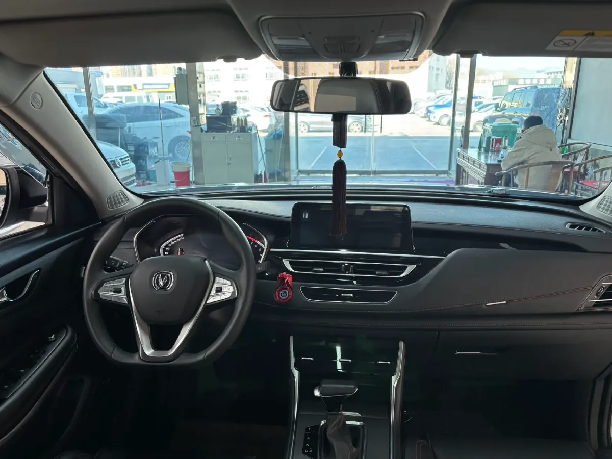 2022 ChangAn CS75 1.5T 180HP L4 7DCT,autocango,china used car exporter,china ev exporter,chinese used car exporter,chinese used ev exporter