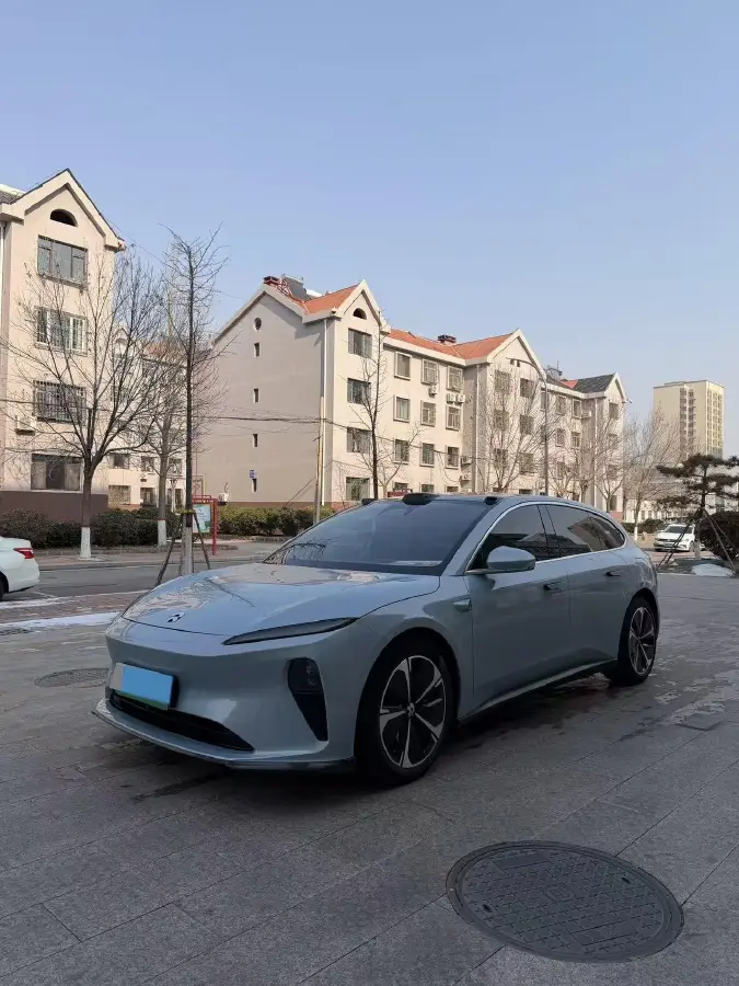 2023 NIO ET5T BEV 75KWH