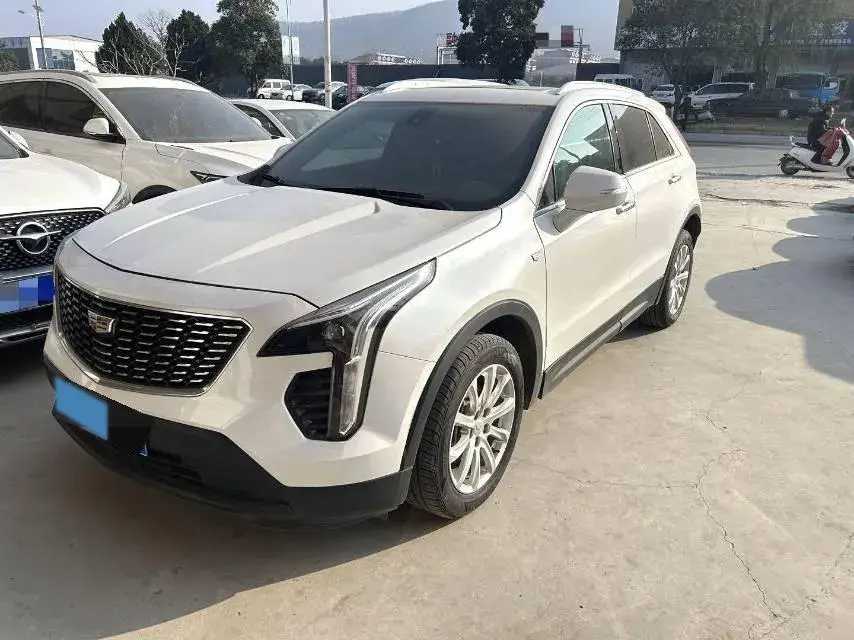 2021 Cadillac XT4 2.0T 237HP L4 9AT