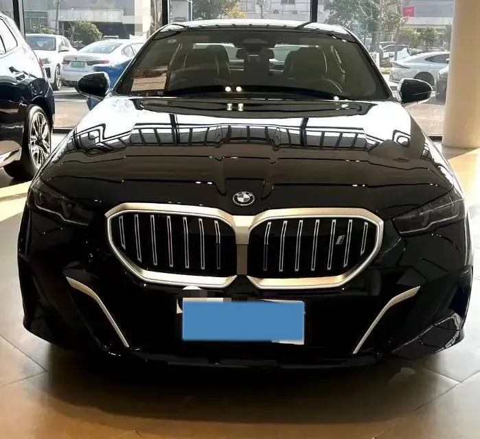 2025 BMW i5 BEV 96.96KWH,autocango,china used car exporter,china ev exporter,chinese used car exporter,chinese used ev exporter