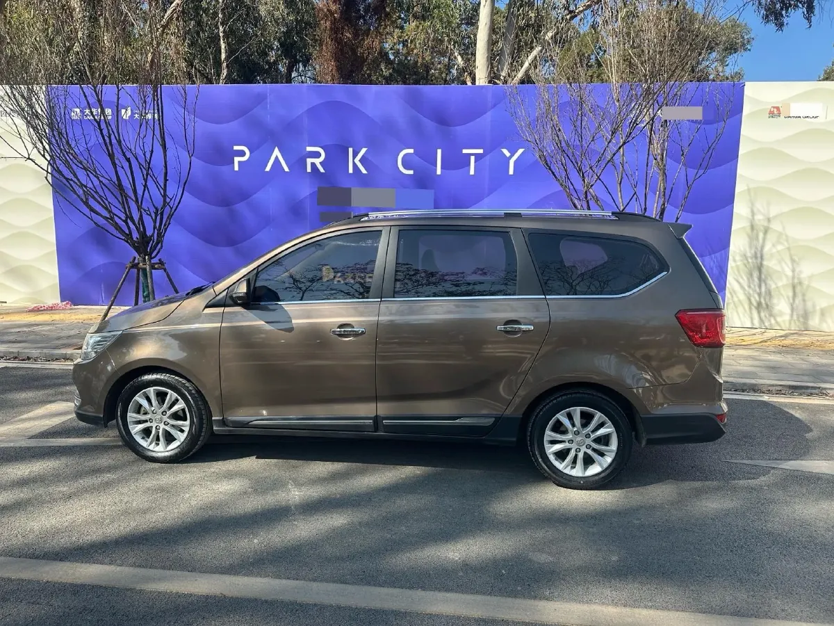 2016 Dongfeng ShuaiKe 1.6L 113HP L4 5MT,autocango,china used car exporter,china ev exporter,chinese used car exporter,chinese used ev exporter