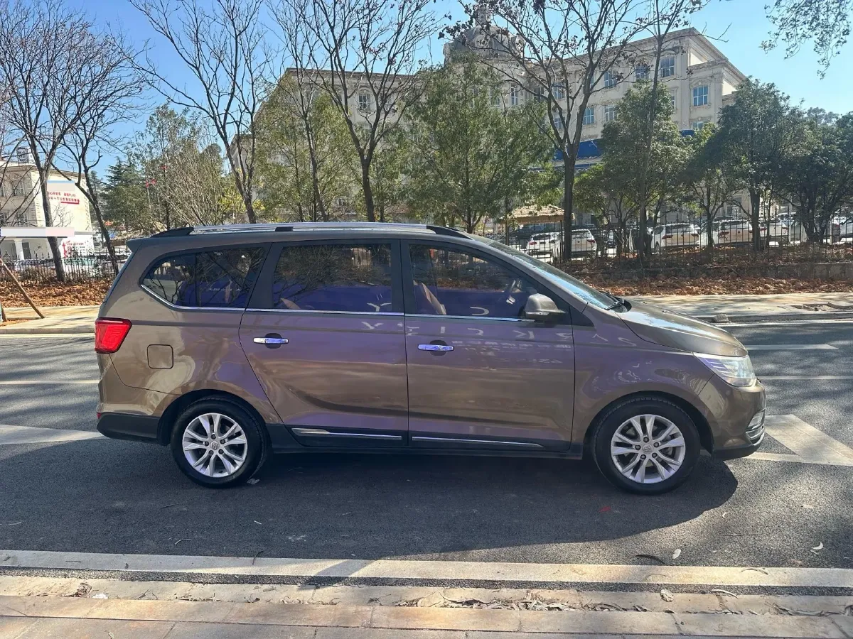 2016 Dongfeng ShuaiKe 1.6L 113HP L4 5MT,autocango,china used car exporter,china ev exporter,chinese used car exporter,chinese used ev exporter