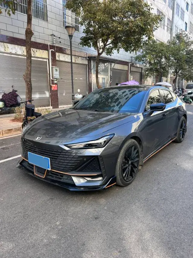 2023 ChangAn UNI-V 1.5T 188HP L4 7DCT