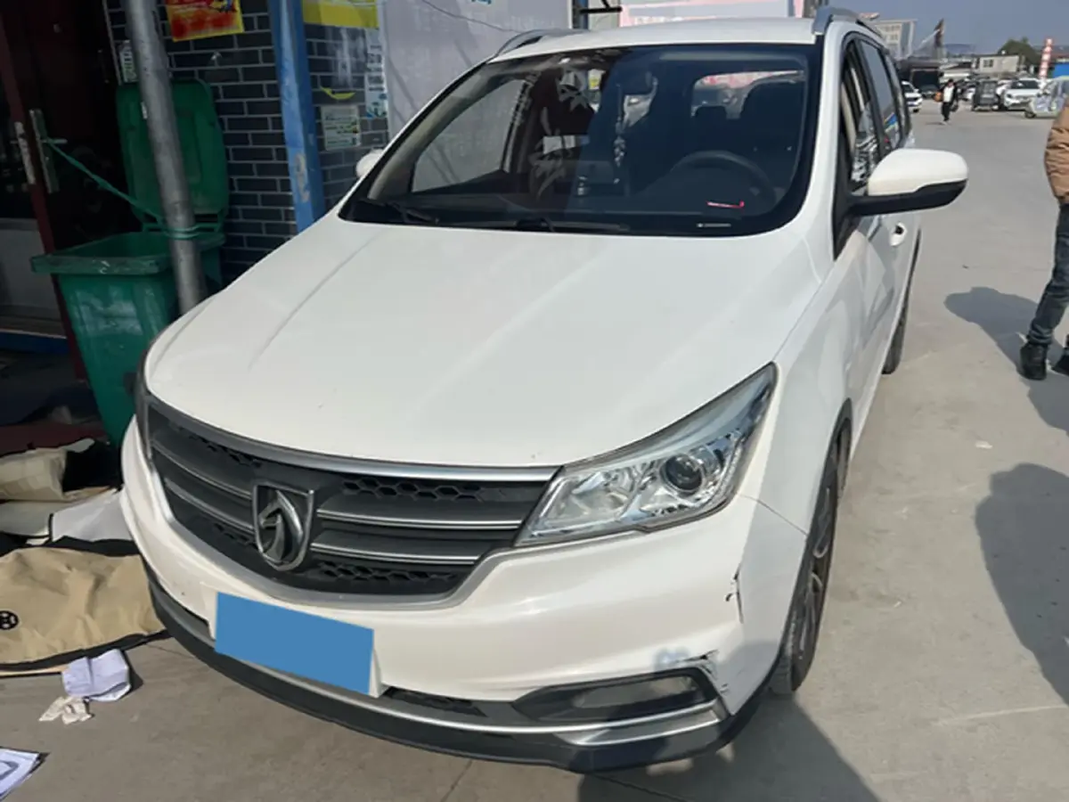 2019 BaoJun 730 1.5T 150HP L4 6MT