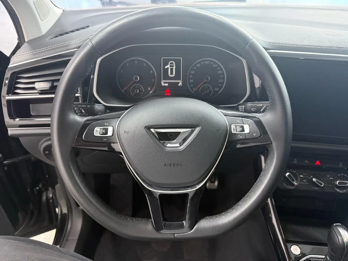 2021 Jetta VS7 1.4T 150HP L4 6AT,autocango,china used car exporter,china ev exporter,chinese used car exporter,chinese used ev exporter