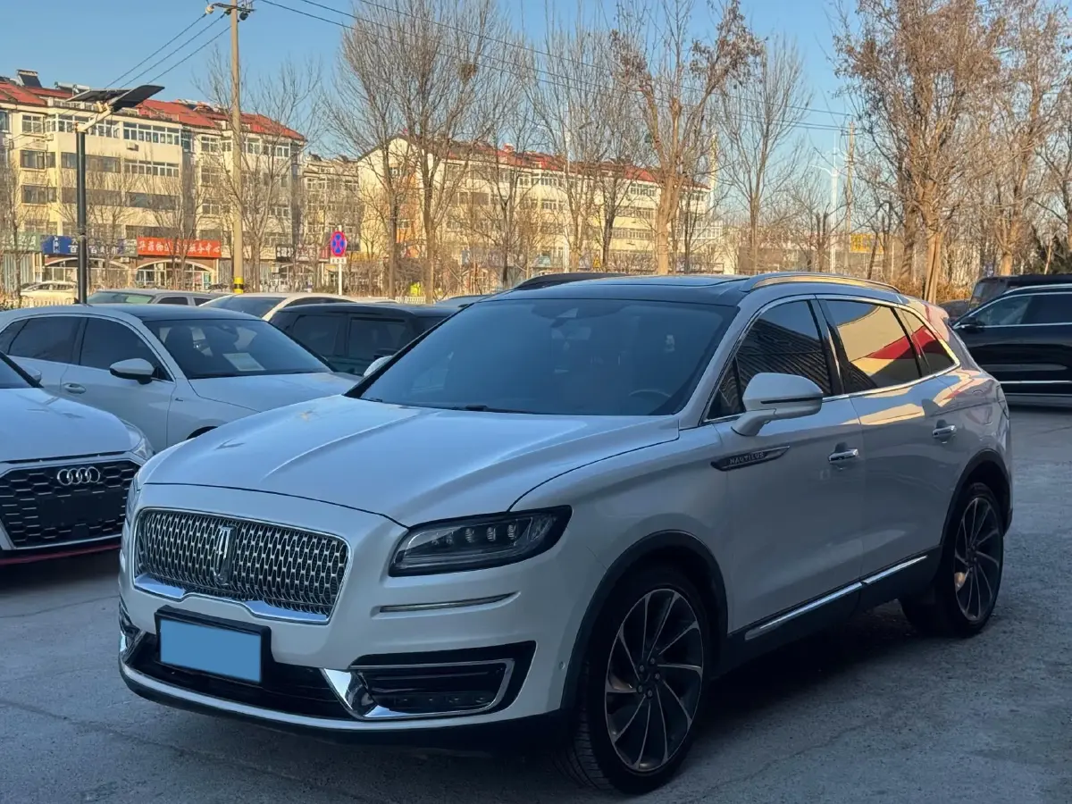 2019 Lincoln Nautilus 2.7T 329HP V6 8AT