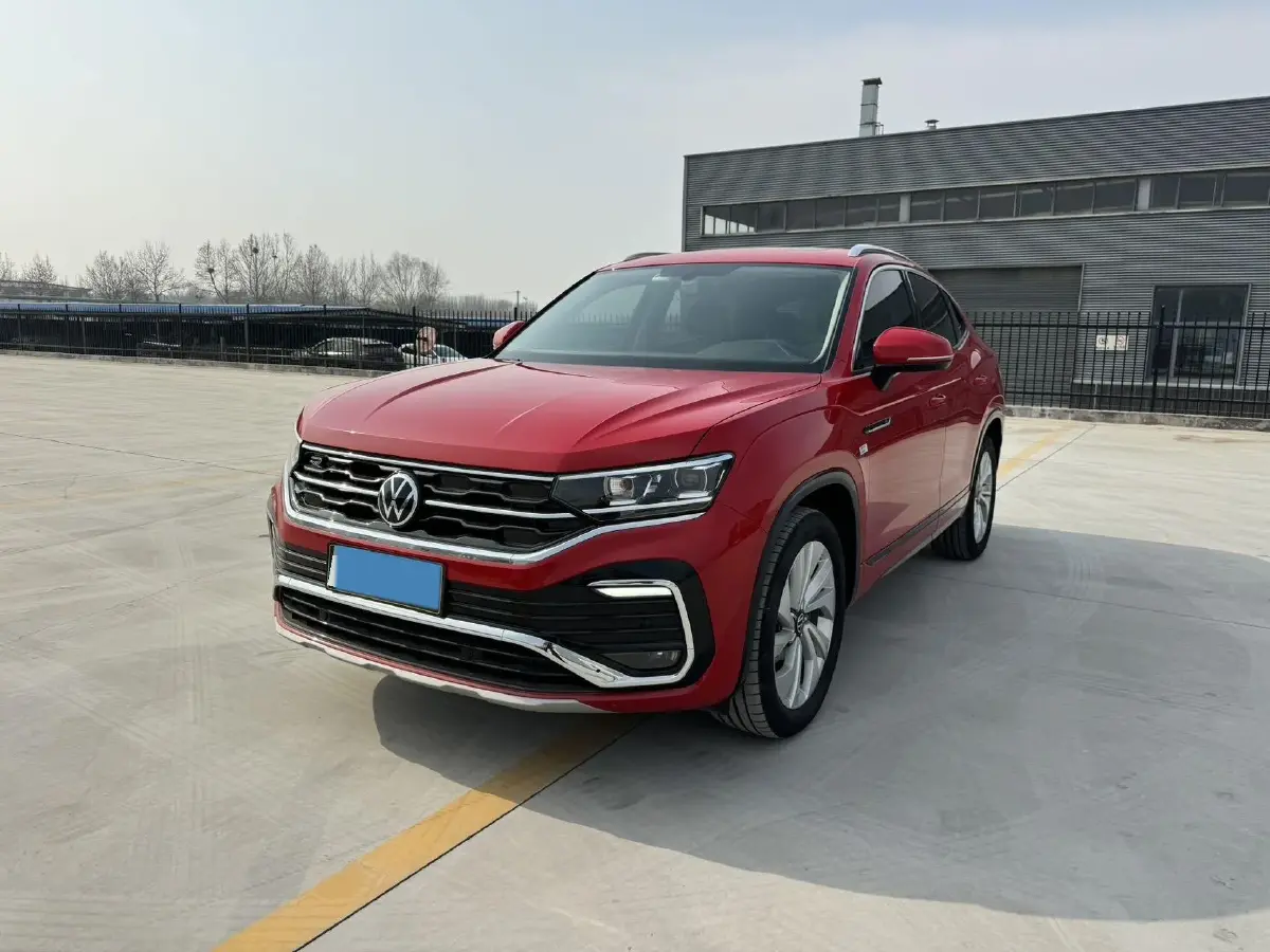 2020 Volkswagen Tayron X 2.0T 186HP L4 7DCT