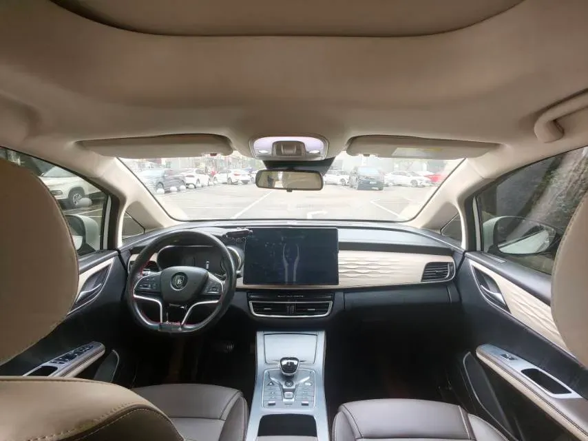 2022 Skyworth HT-i 1.5L 110HP L4 E-CVT PHEV 21.68KWH,autocango,china used car exporter,china ev exporter,chinese used car exporter,chinese used ev exporter