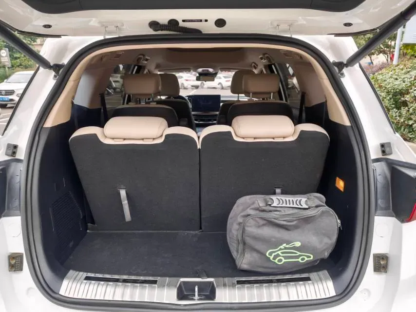 2022 Skyworth HT-i 1.5L 110HP L4 E-CVT PHEV 21.68KWH,autocango,china used car exporter,china ev exporter,chinese used car exporter,chinese used ev exporter