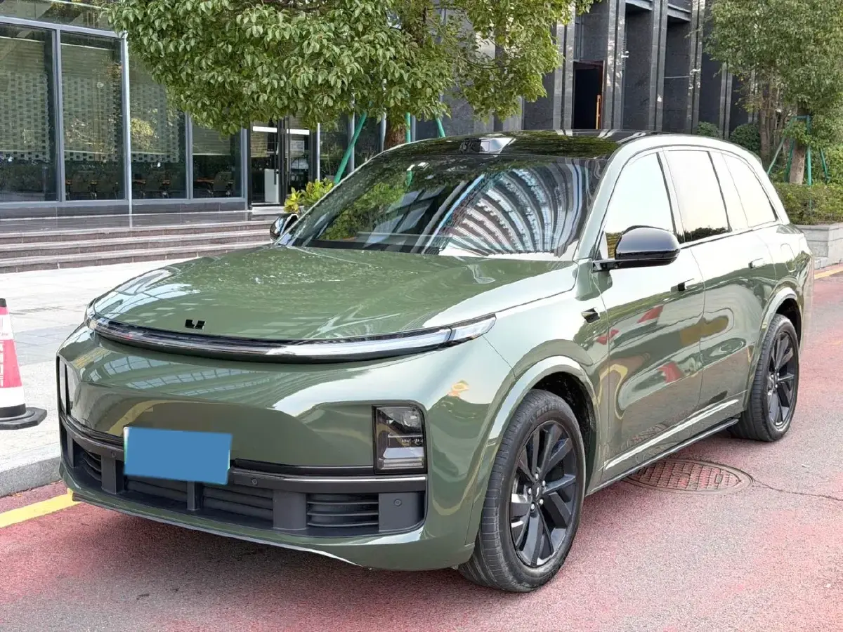 2023 Li L8 Range Extended 154HP REEV 40.9KWH