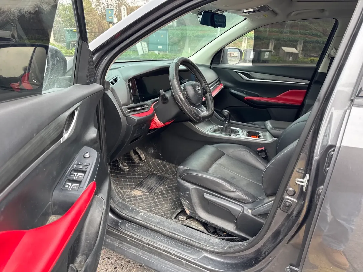 2021 ChangAn CS55 Plus 1.5T 180HP L4 6MT,autocango,china used car exporter,china ev exporter,chinese used car exporter,chinese used ev exporter