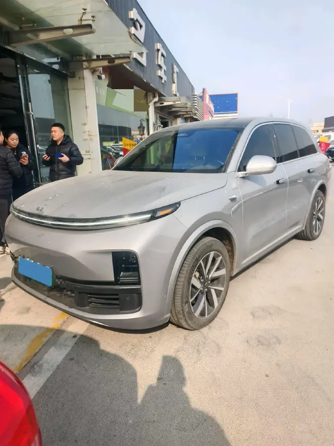 2023 Li L8 Range Extended 154HP REEV 40.9KWH