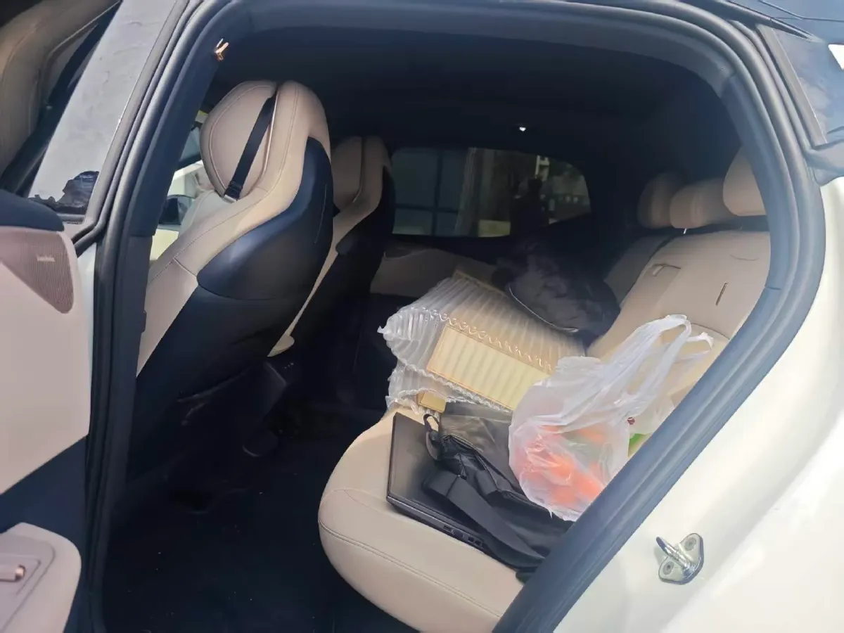 2025 Jetour Freeman 1.5T 184HP L4 7DCT,autocango,china used car exporter,china ev exporter,chinese used car exporter,chinese used ev exporter