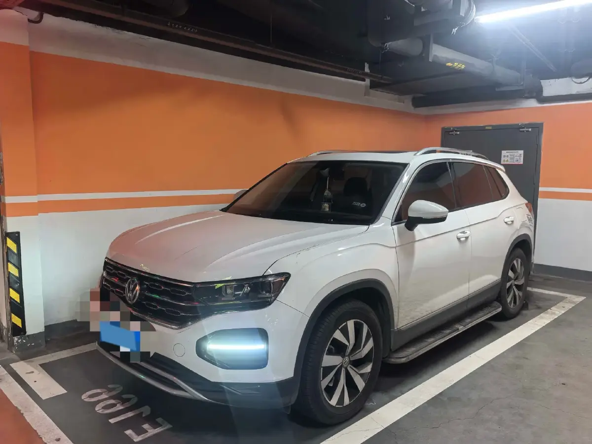 2019 Jeep Cherokee 2.0T 234HP L4 9AT