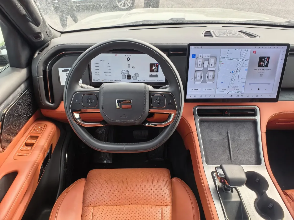 2024 ROXROX 01 1.5T 152HP L4 REEV 58.4KWH,autocango,china used car exporter,china ev exporter,chinese used car exporter,chinese used ev exporter