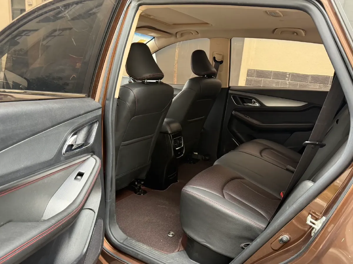 2016 BeiJing Auto Senova X55 1.5T 150HP L4 6MT,autocango,china used car exporter,china ev exporter,chinese used car exporter,chinese used ev exporter