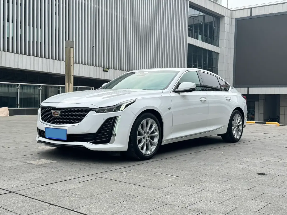 2021 Cadillac CT5 2.0T 237HP L4 10AT