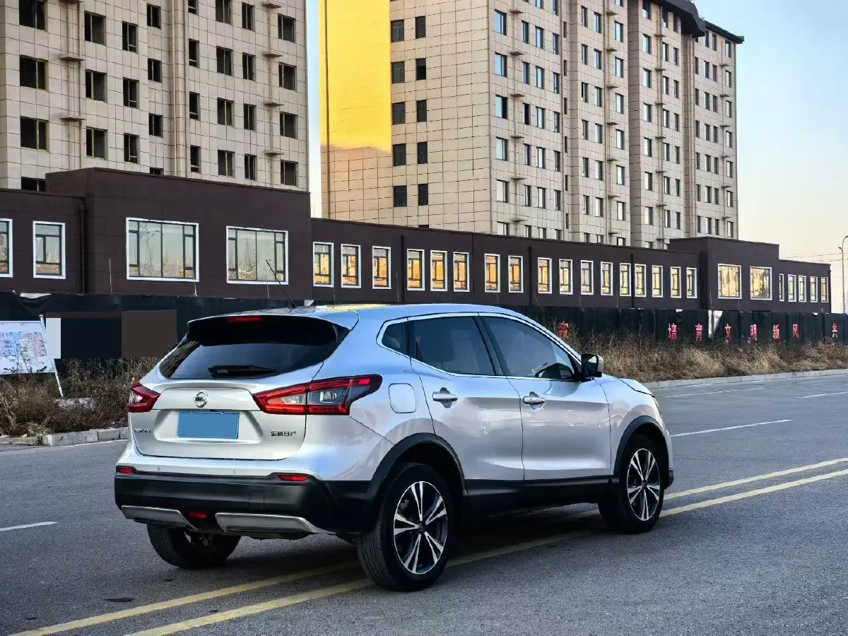 2021 Nissan Qashqai 2.0L 151HP L4 CVT,autocango,china used car exporter,china ev exporter,chinese used car exporter,chinese used ev exporter