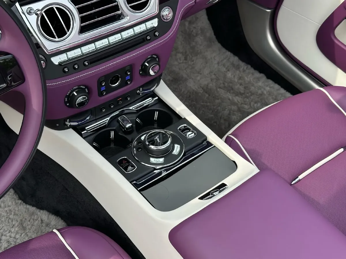 2018 Rolls-Royce Dawn 6.6T 571HP V12 8AT,autocango,china used car exporter,china ev exporter,chinese used car exporter,chinese used ev exporter