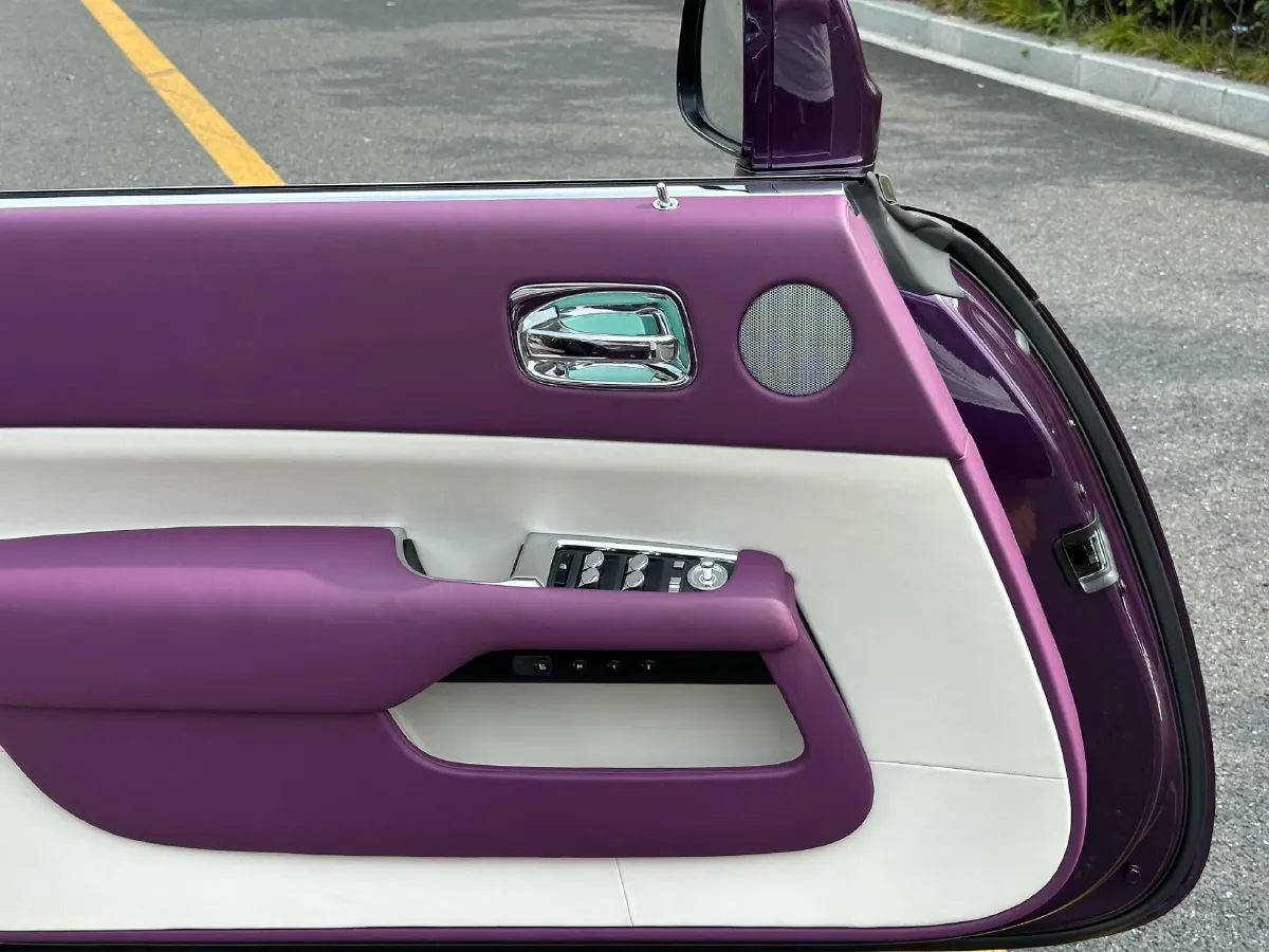 2018 Rolls-Royce Dawn 6.6T 571HP V12 8AT,autocango,china used car exporter,china ev exporter,chinese used car exporter,chinese used ev exporter