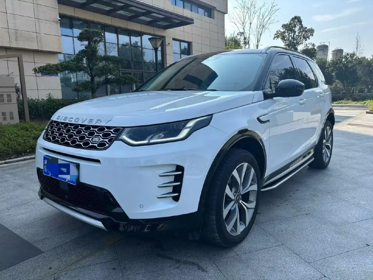 2024 Land Rover Discovery Sport 2.0T 249HP L4 9AT